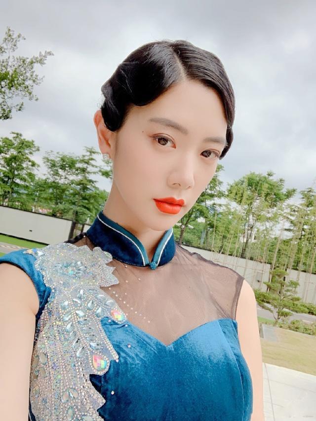 伊人app淫直播入口 热门6